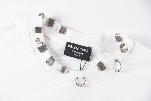 ブランドパーカー側面デザイン